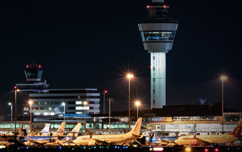 Gökyüzündeki Amerikan Ruleti: FAA’in Operasyonel Gevşekliği ve Artan Kaza Riskleri